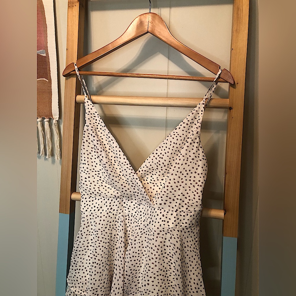 Lulu’s cream and brown polka dot ruffle spaghetti strap romper - Picture 2 of 9